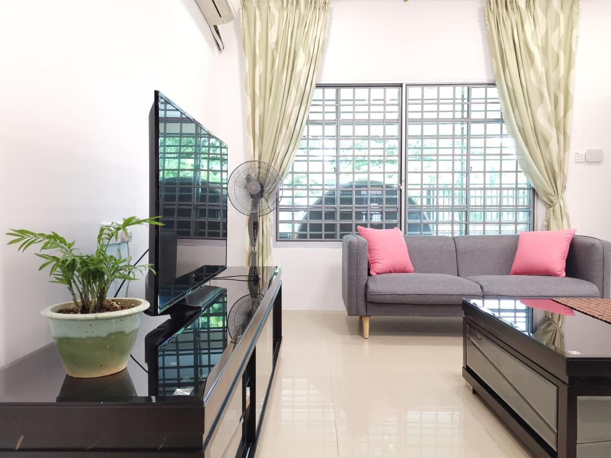 Nansang One Homestay 8Pax 4Rooms Sibu Zewnętrze zdjęcie